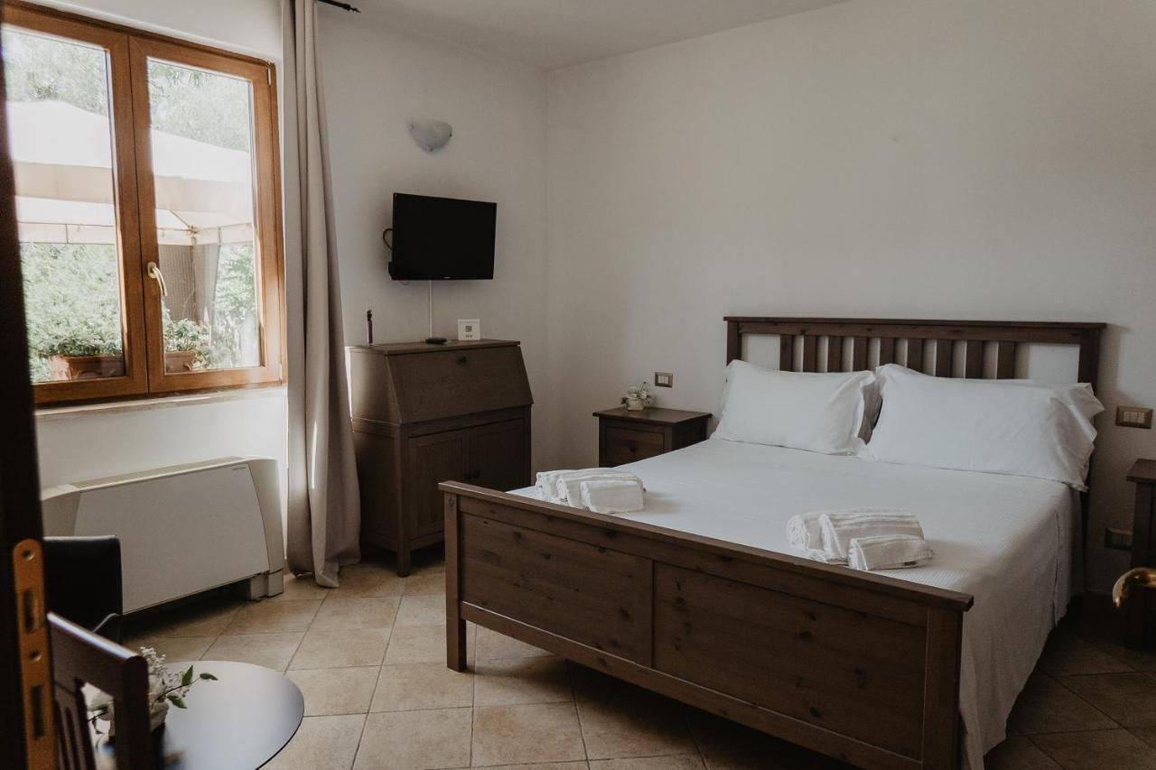 Tenuta Terre Di Bosco Oasi Di Relax Nel Cilento San Giovanni a Piro Ngoại thất bức ảnh