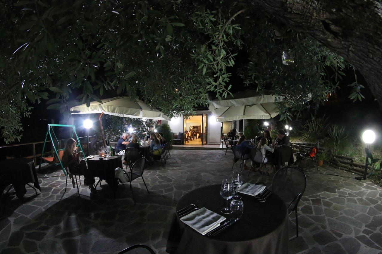 Tenuta Terre Di Bosco Oasi Di Relax Nel Cilento San Giovanni a Piro Ngoại thất bức ảnh